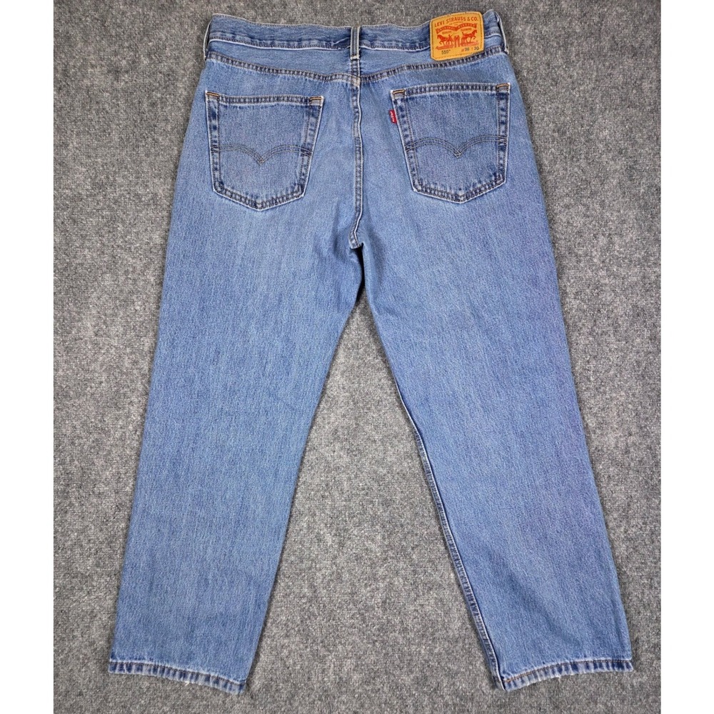 Levi's 550 Relaxed Fit Jeans Mens 36x30 Blue Denim Tapered Leg 00550-4891 - Picture 3 of 13